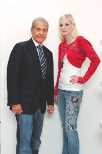 Stepping on the Gas: Jessica Simpson Out Build Megabrand