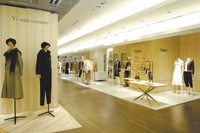 Retailers Primp Up