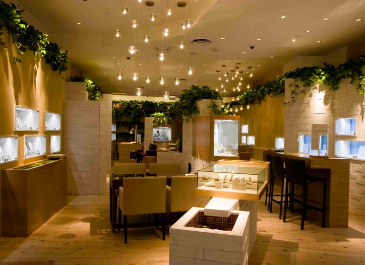 Tanishq Opens Near Chicago