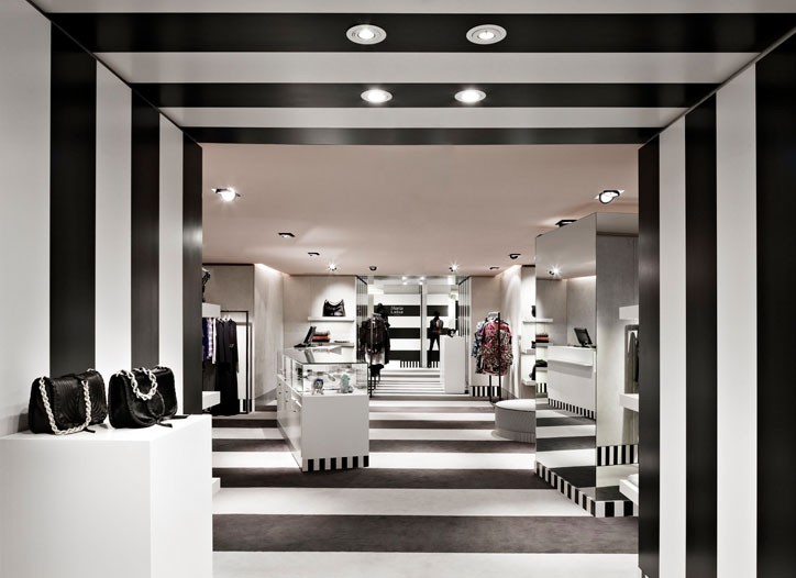 Maria Luisa Opens Printemps