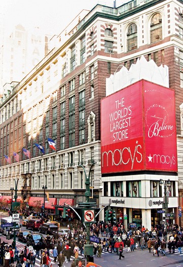 Manhattan Retail Rents Decline Overall