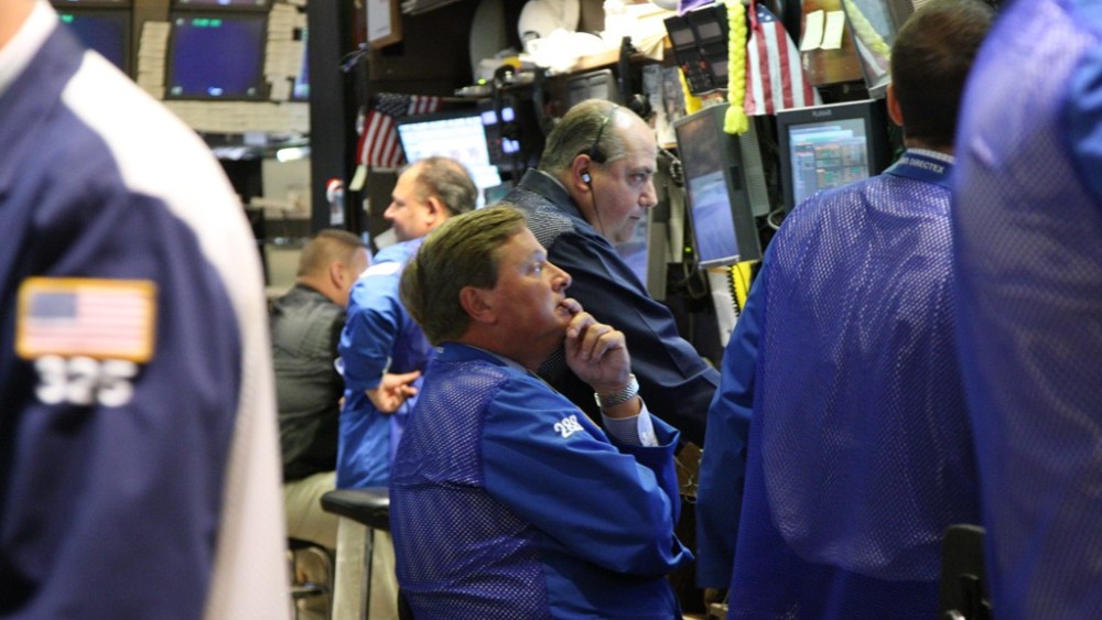 Markets Lower Ahead of Heavy Week of Earnings