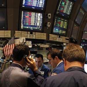 Stocks Lower as Kate, Shopify and HSN Report Earnings