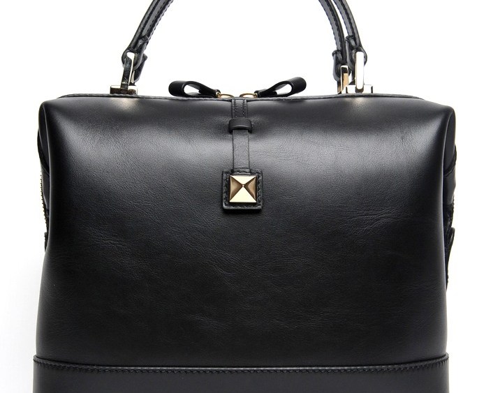 Fall 2012 Trend: The Little Black Bag