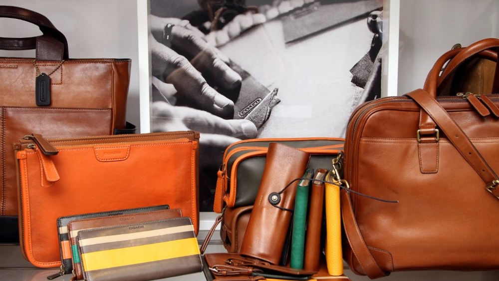 Coach Shares Plummet 18.6% Sales Miss Target
