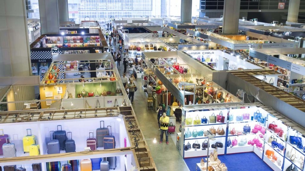 Vendors See Declines Hong Kong Accessories Fair