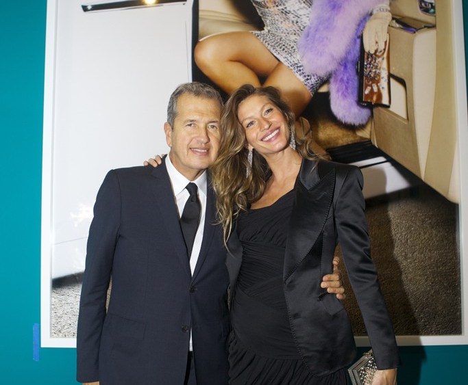 Mario Testino Retrospective Bows Boston