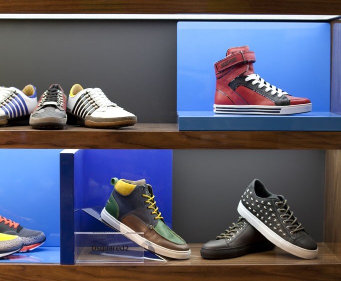 World's Largest Shoe Store Opens Dubai