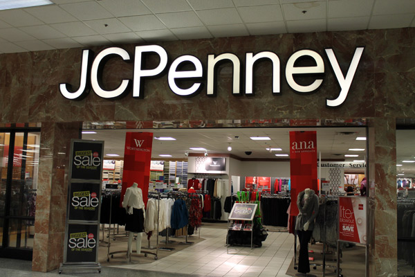 Department Stores Look to Women's, Active and Lean Inventories to Propel Sales, Margins