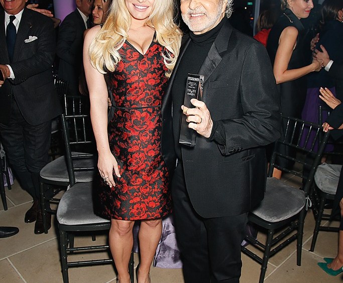 Jessica Simpson On Vince Camuto Death: Star Mourns Loss Of Designer