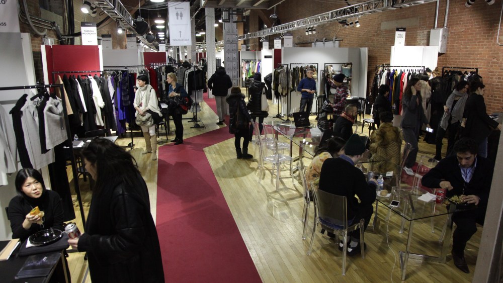 Tranoi Bows in New York