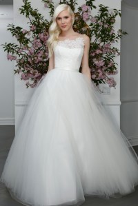 Legends Romona Keveza Bridal Spring 2016