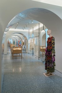 Valentino, Rome, Piazza di Spagna