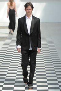22/4 Hommes Men's RTW Spring 2016