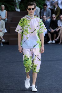 Issey Miyake Men Men's RTW Spring 2016