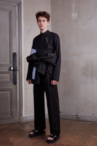 Off-White Men's RTW Spring 2016