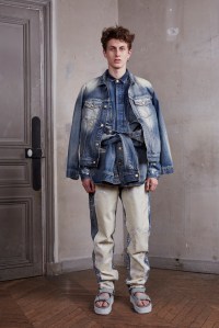 Off-White Men's RTW Spring 2016