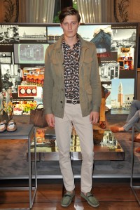Tod's Men's RTW Spring 2016
