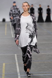 Y-3 Men's RTW Spring 2016