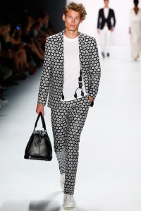 Guido Maria Kretschmer RTW Spring 2016