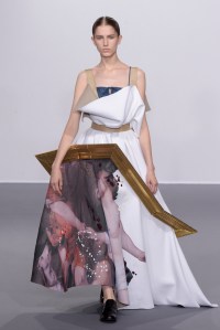 Viktor & Rolf Couture Fall 2015