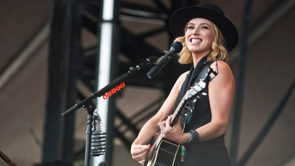 ZZ Ward