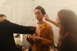 Alberta Ferretti Backstage RTW Spring 2
