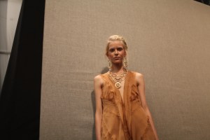 Alberta Ferretti Backstage RTW Spring 2