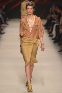 Alberta Ferretti RTW Spring 2016