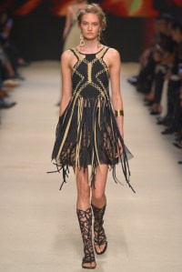 Alberta Ferretti RTW Spring 2016