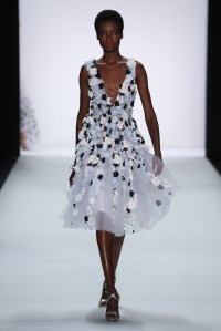 Badgley Mischka RTW Spring 2016
