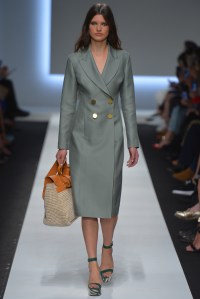 Ermanno Scervino RTW Spring 2016