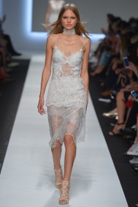 Ermanno Scervino RTW Spring 2016