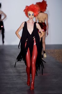 Gareth Pugh RTW Spring 2016