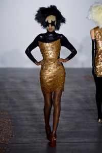 Gareth Pugh RTW Spring 2016