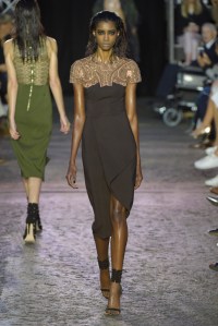 Julien Macdonald RTW Spring 2016