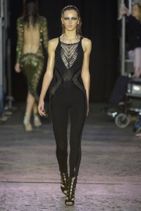 Julien Macdonald RTW Spring 2016