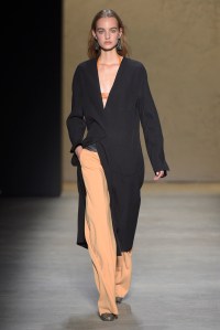 Narciso Rodriguez RTW Spring 2016