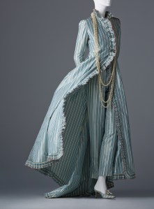 Oscar de la Renta silk coat and pants