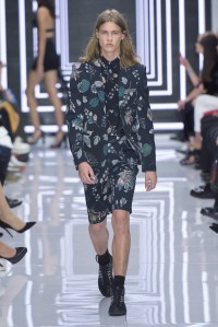 Versus Versace RTW Spring 2016