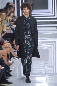 Versus Versace RTW Spring 2016