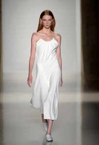 Victoria Beckham RTW Spring 2016