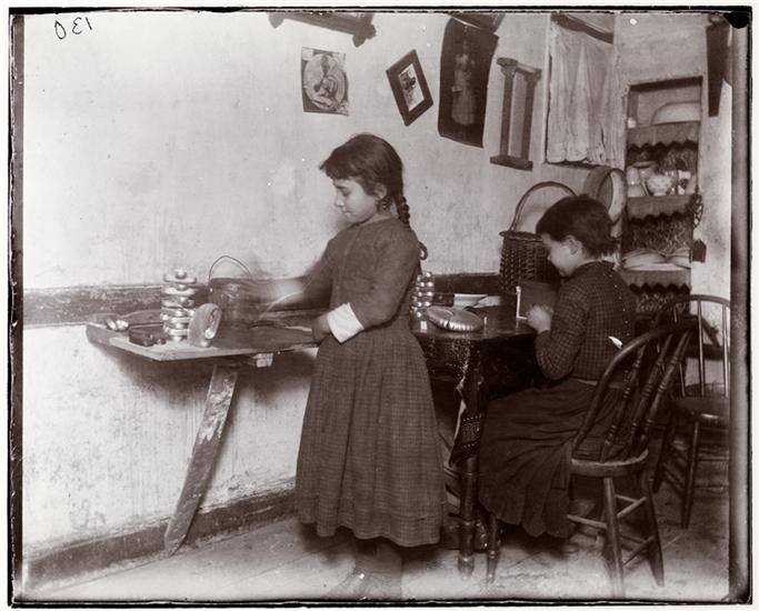 Museum of the City of New York shows Jacob Riis and the "Other Half"