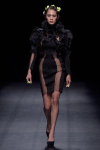 John Herrera RTW Spring 2016 Asian Fashion Meets Tokyo