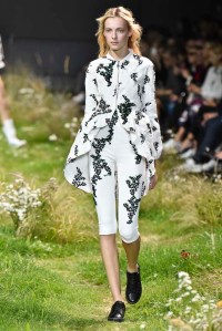 Moncler Gamme Rouge RTW Spring 2016