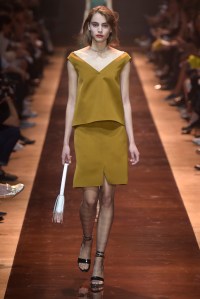 Nina Ricci RTW Spring 2016