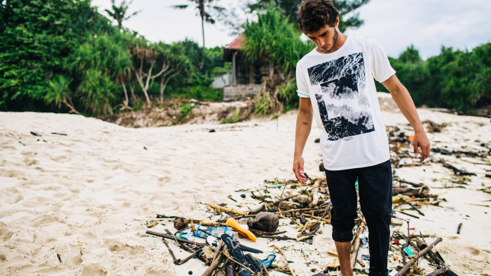 A look from the O'Neill & Parley For The Oceans line.