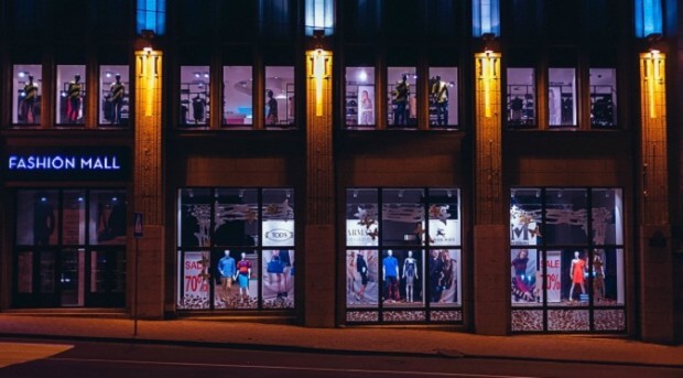 US Retail Holiday Hiring Fails Materialize November