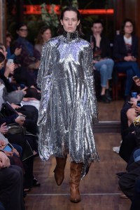 Vêtements RTW Spring 2016