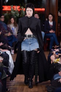 Vêtements RTW Spring 2016